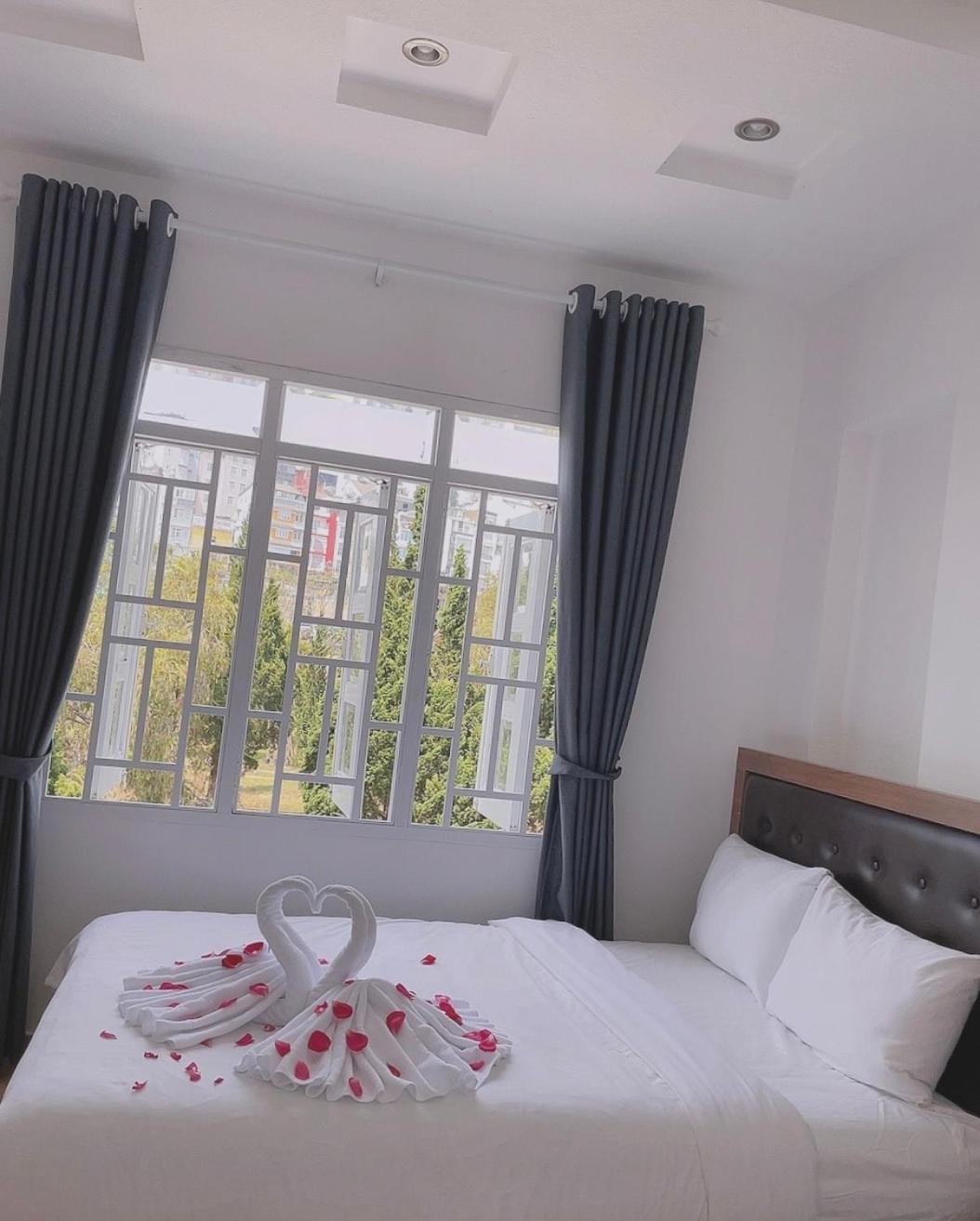 Phuong Vy Hotel ดาลัด ภายนอก รูปภาพ
